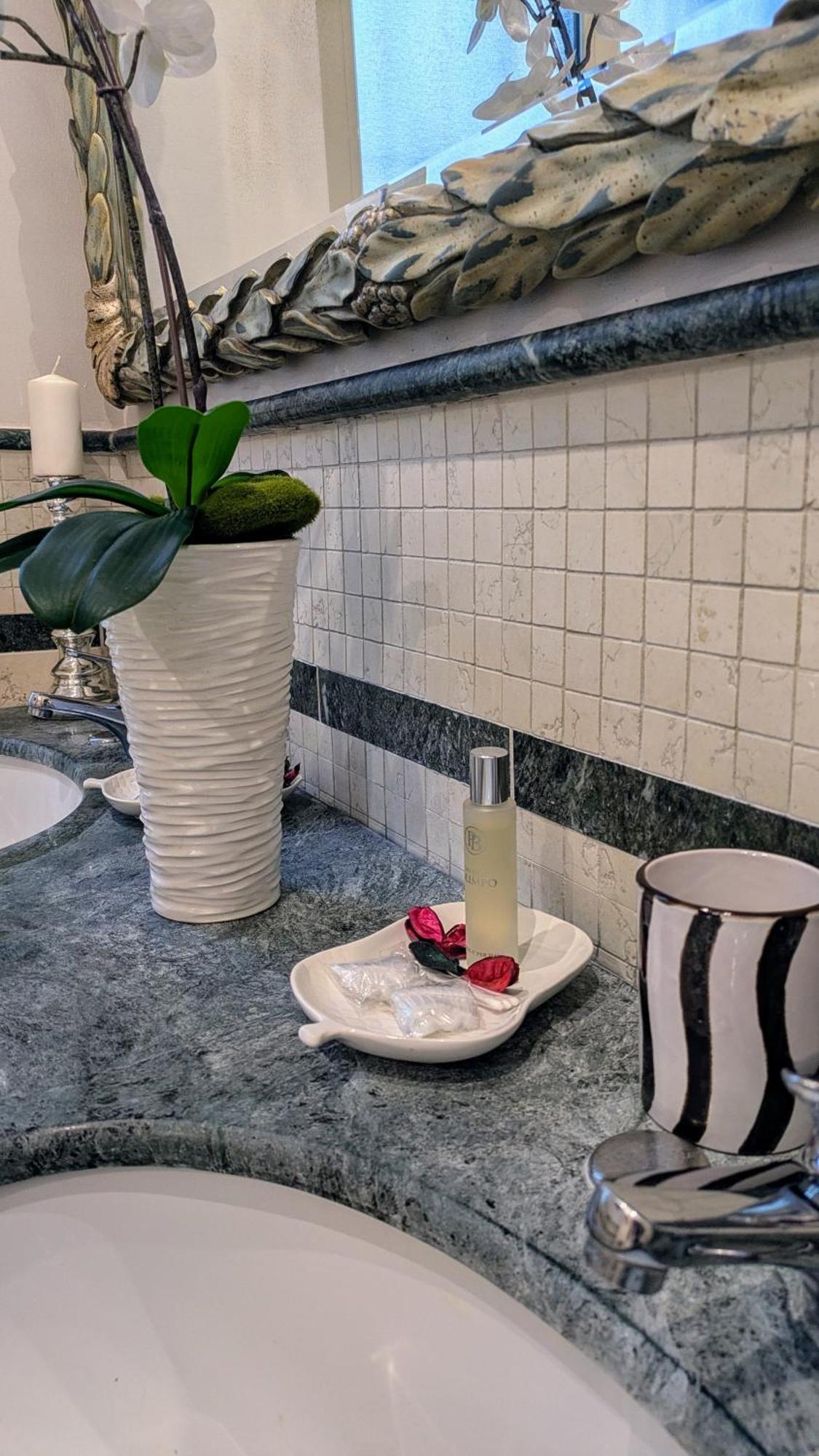 Suite Ottocento Napoletano Наполи Екстериор снимка